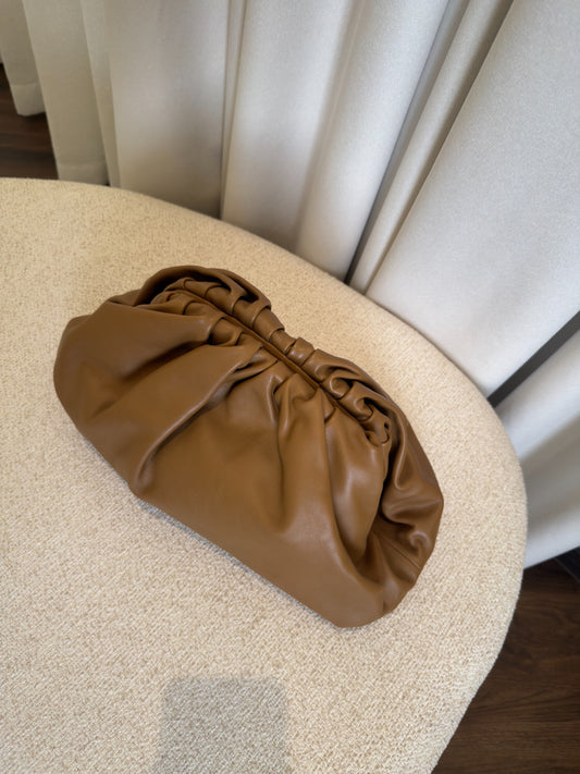 Bottega Veneta The Pouch brown leather three-quarter view