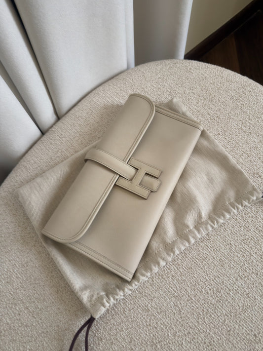Hermès Jige Elan 29 Nata Swift leather front view