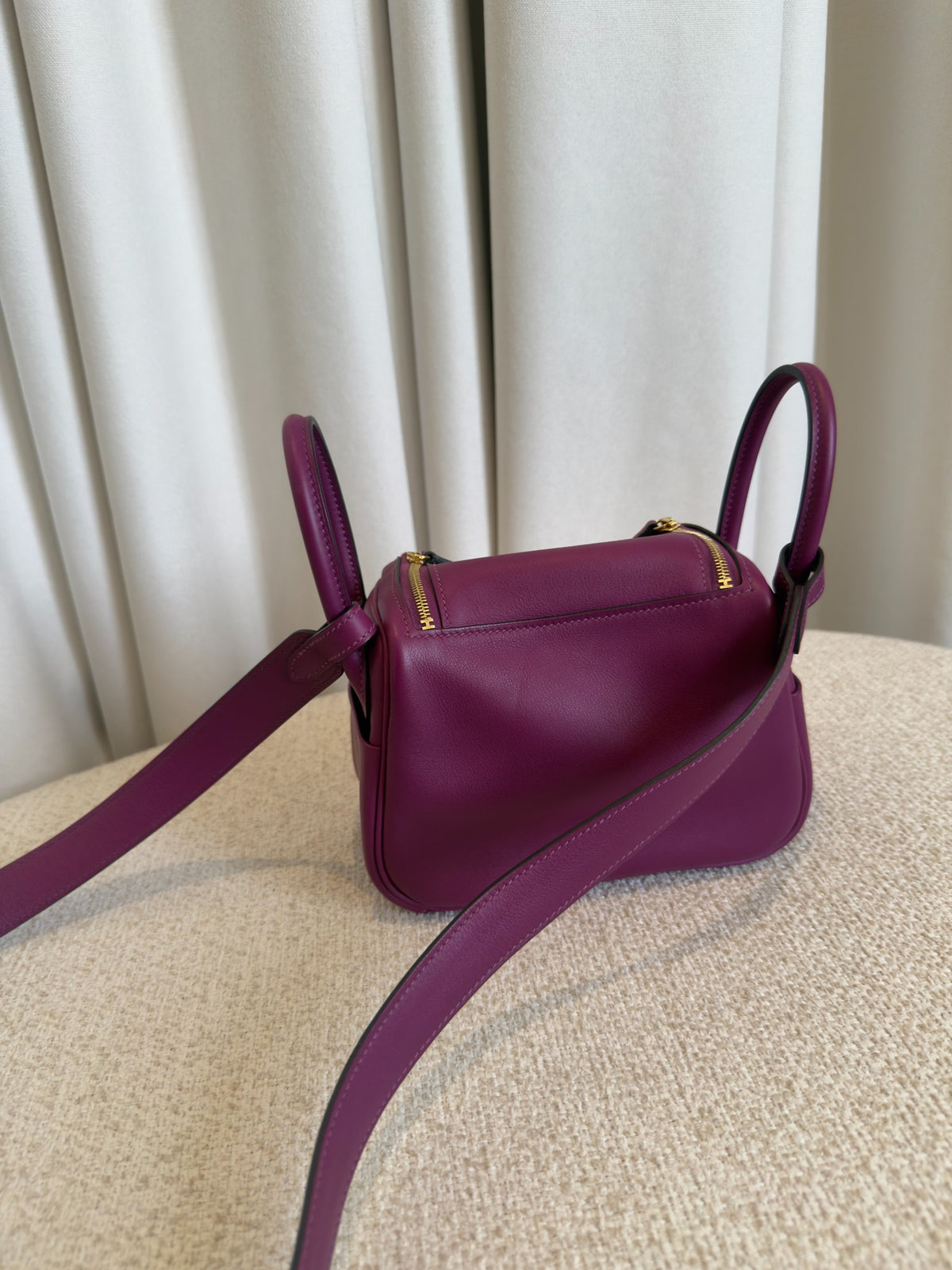 Hermès Mini Lindy 20 Anémone Swift back view